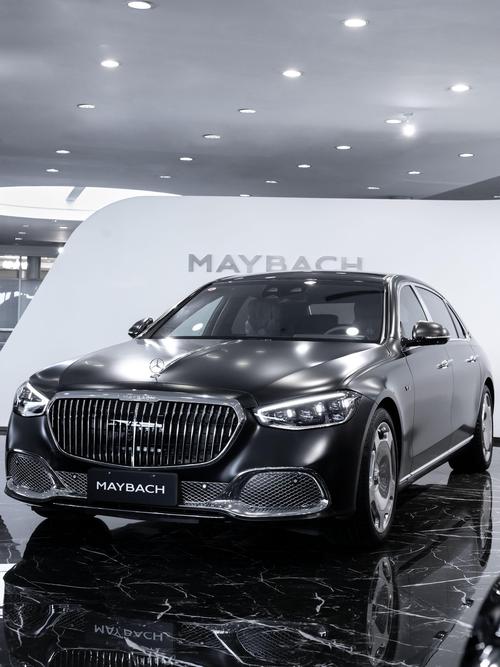 重庆88岚图汽车的售后服务让用户无忧出行，迈巴赫未来的豪华车趋势